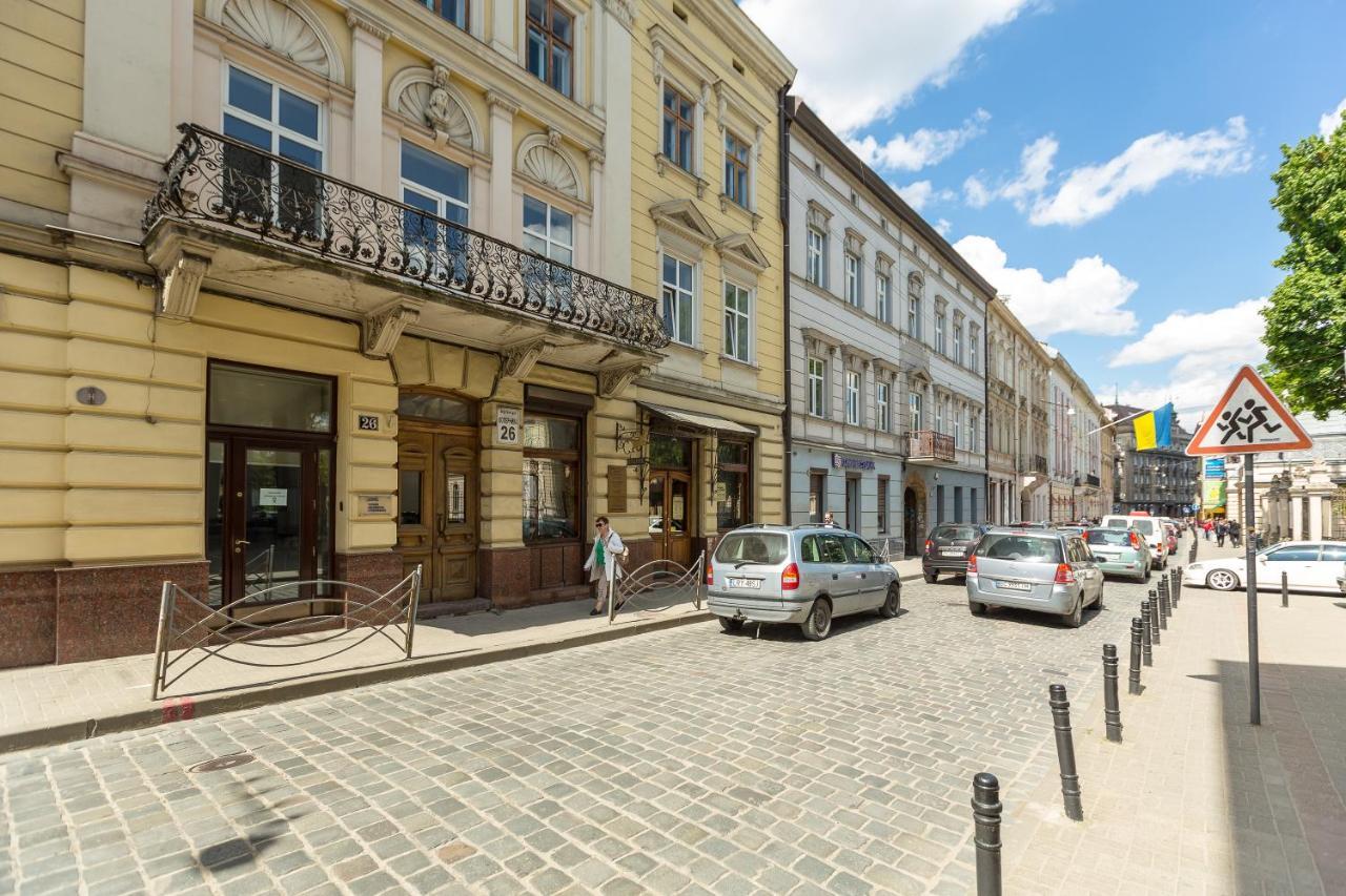 Квартира В Центрі Подобово На Вулиці Коперника 26 Біля Палацу Мистецтв Leopoli Esterno foto