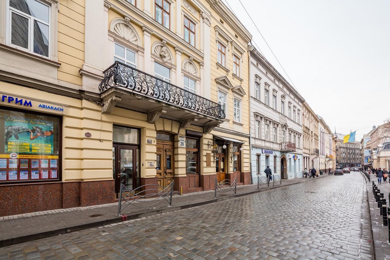 Квартира В Центрі Подобово На Вулиці Коперника 26 Біля Палацу Мистецтв Leopoli Esterno foto
